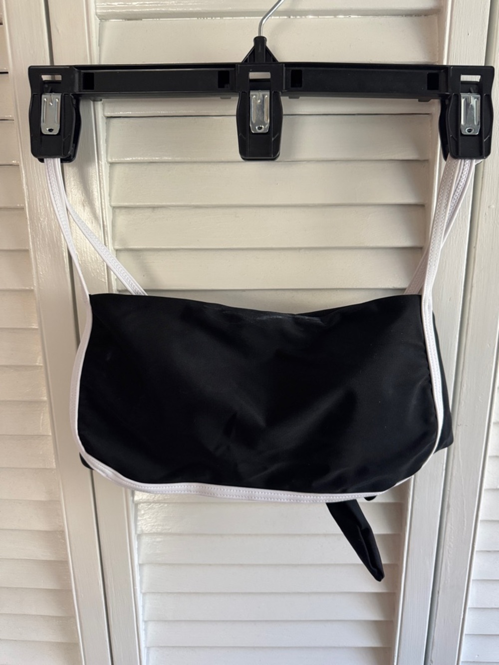 SHEIN Black and White Bandeau Bikini Top